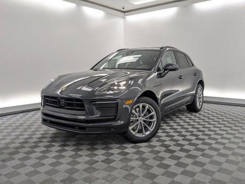2026 Porsche Macan AWD