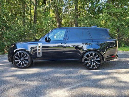 2023 Land Rover Range Rover SV