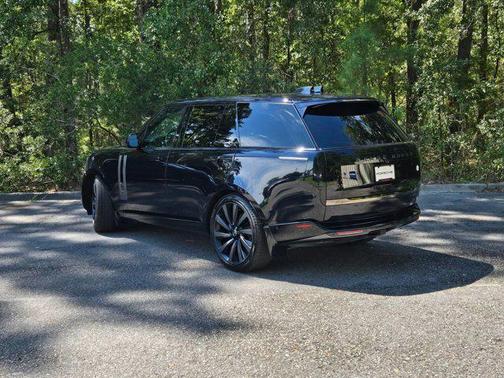 2023 Land Rover Range Rover SV