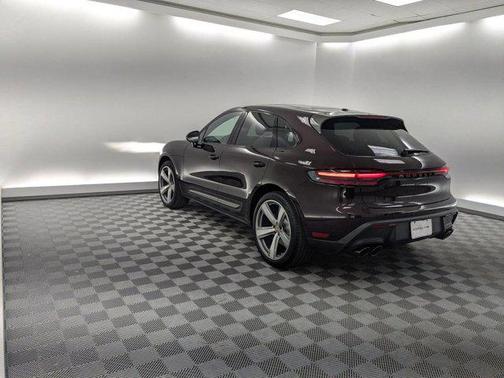 Copper Ruby Metallic 2026 Porsche Macan T
