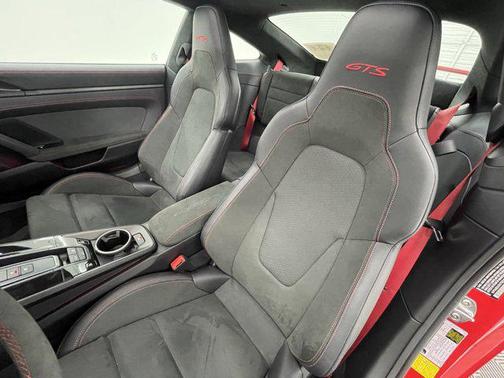 2026 Porsche 911 Carrera GTS