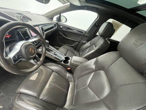 2017 Porsche Macan S