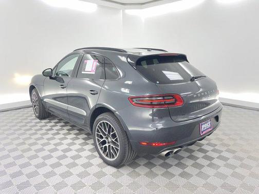 2017 Porsche Macan S
