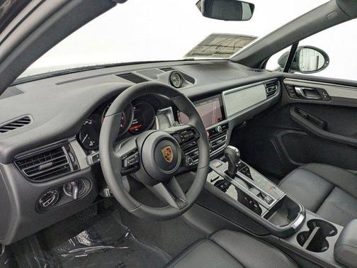 2026 Porsche Macan T