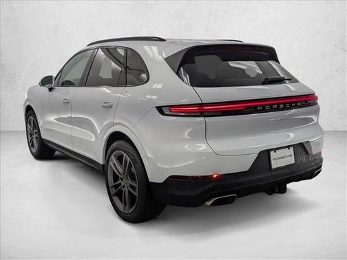 Carrara White Metallic 2026 Porsche Cayenne Cayenne