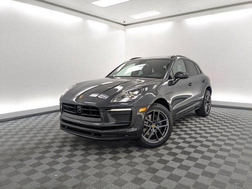 2026 Porsche Macan AWD