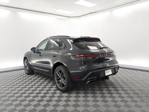 2026 Porsche Macan AWD