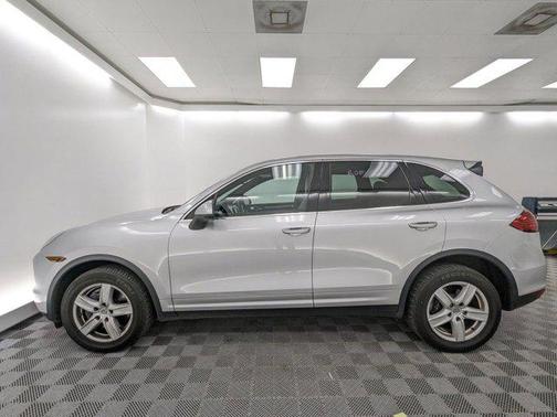 2013 Porsche Cayenne Cayenne