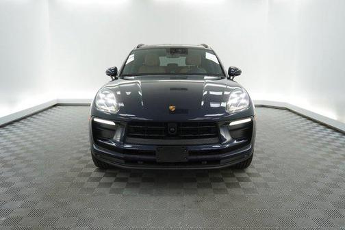 2023 Porsche Macan T