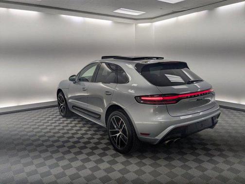 2024 Porsche Macan S