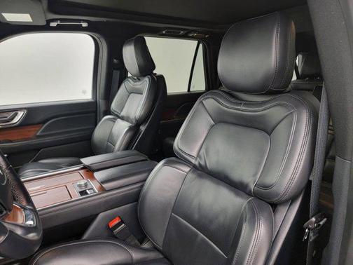 2024 Lincoln Navigator Premiere