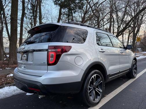 2015 Ford Explorer Sport