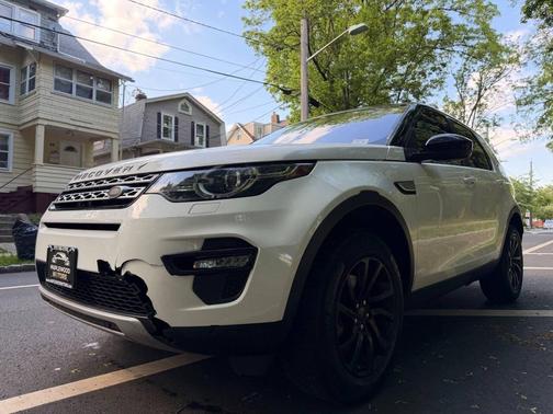 Fuji White 2018 Land Rover Discovery Sport HSE