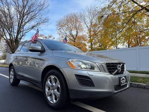 2013 Volvo XC60 3.2 Platinum