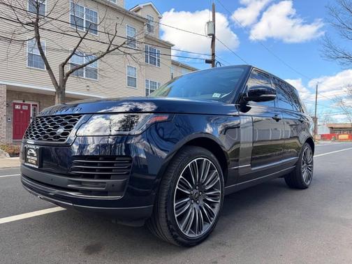 2022 Land Rover Range Rover 3.0L V6 Supercharged HSE