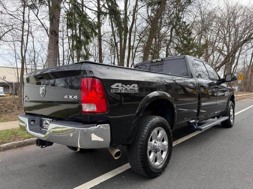 2017 RAM 2500 Big Horn Crew Cab 4x4 8' Box