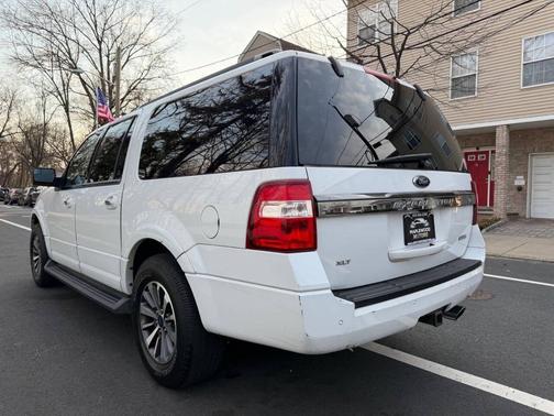 White Platinum Metallic Tri-Coat 2016 Ford Expedition EL XLT