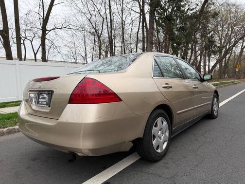 Desert Mist Metallic 2007 Honda Accord SE