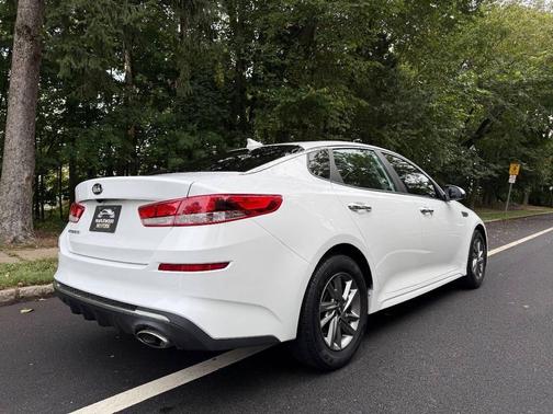 2020 Kia Optima LX
