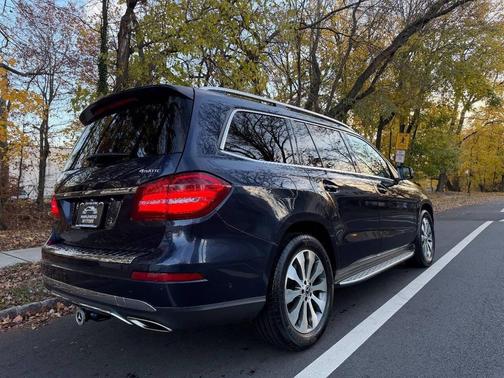2018 Mercedes-Benz GLS 450 4MATIC