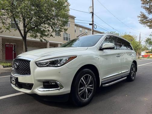 2018 INFINITI QX60 Base