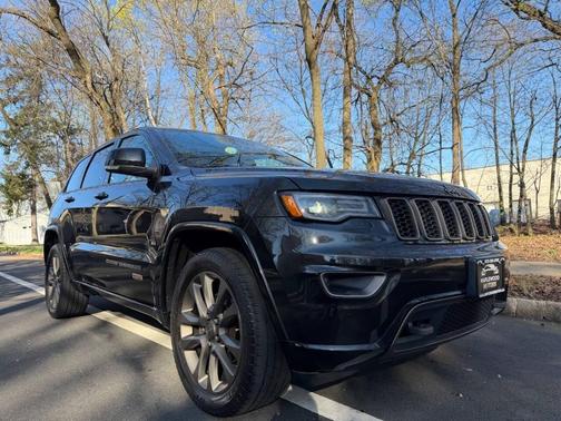 Brilliant Black Crystal Pearlcoat 2016 Jeep Grand Cherokee Limited