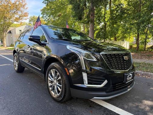 2022 Cadillac XT5 Premium Luxury