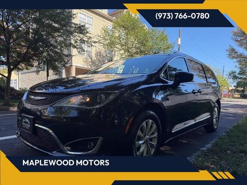 2018 Chrysler Pacifica Touring-L