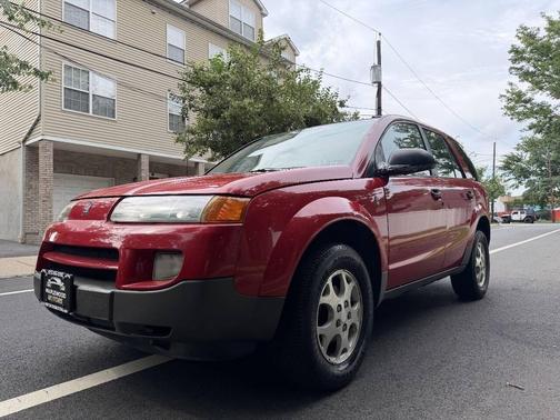 Red 2003 Saturn Vue Base