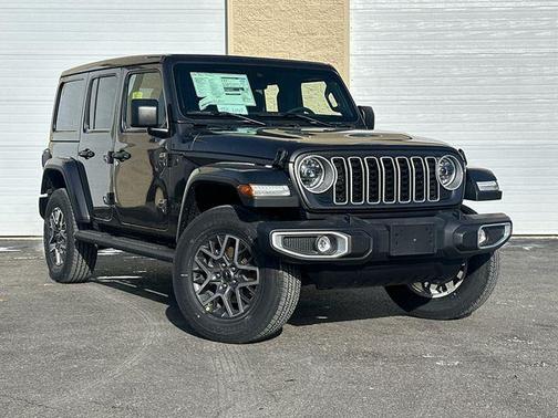 2025 Jeep Wrangler 4-Door Sahara 4x4