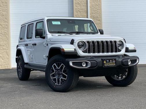 2025 Jeep Wrangler 4-Door Sahara 4x4