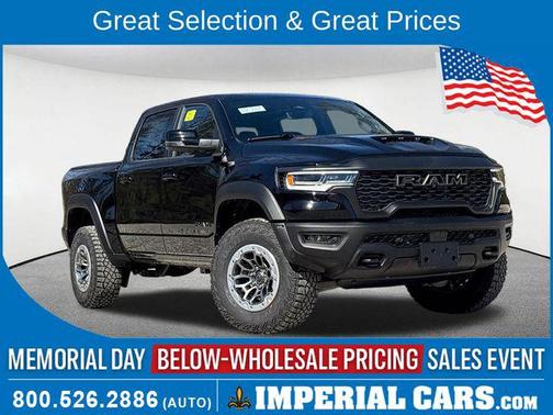 Diamond Black Crystal Pearlcoat 2026 RAM 1500 RHO Crew Cab 4x4 5'7' Box