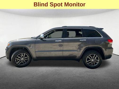 Granite Crystal Metallic Clearcoat 2017 Jeep Grand Cherokee Limited