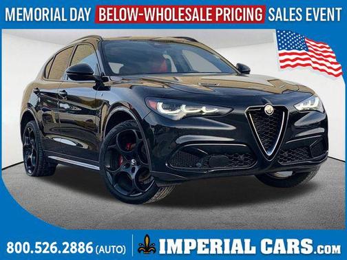 Vulcano Black Metallic 2024 Alfa Romeo Stelvio Ti