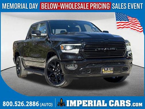 Diamond Black Crystal Pearlcoat 2022 RAM 1500 Laramie