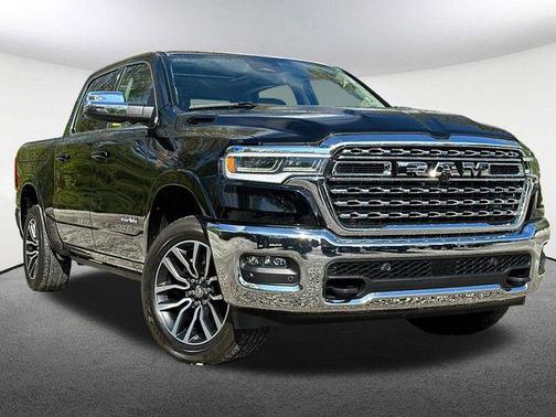 Diamond Black Crystal Pearlcoat 2025 RAM 1500 Longhorn