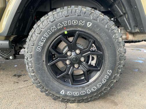 41 2026 Jeep Gladiator Willys 4x4