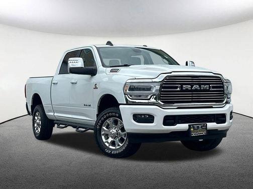 2024 RAM 2500 Laramie Crew Cab 4x4 6'4' Box