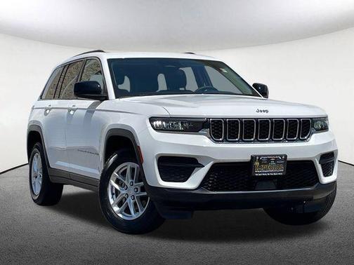 2023 Jeep Grand Cherokee Laredo