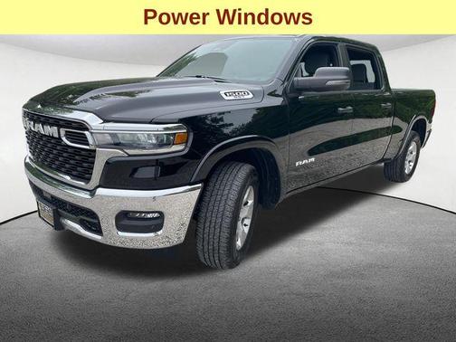 Diamond Black Crystal Pearlcoat 2025 RAM 1500 Big Horn/Lone Star