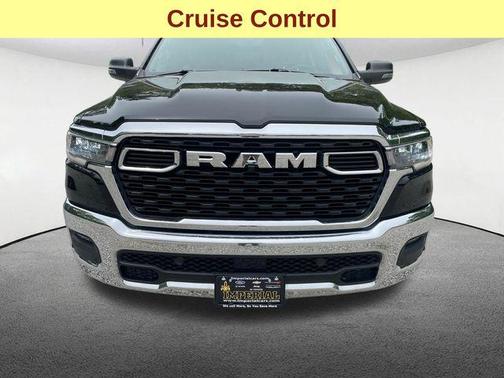 Diamond Black Crystal Pearlcoat 2025 RAM 1500 Big Horn/Lone Star