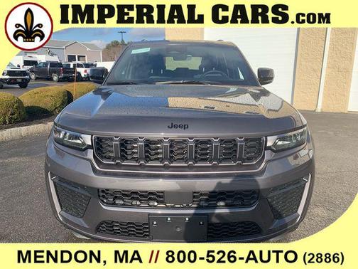 2026 Jeep Grand Cherokee Altitude