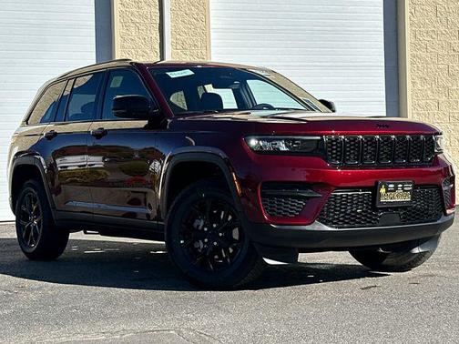 2025 Jeep Grand Cherokee Altitude