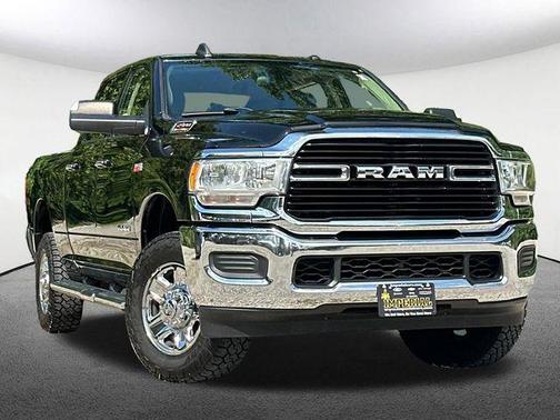 Diamond Black Crystal Pearlcoat 2019 RAM 2500 Big Horn