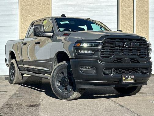2026 RAM 2500 Tradesman Crew Cab 4x4 6'4' Box