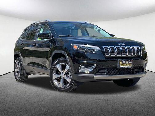 Diamond Black Crystal Pearlcoat 2020 Jeep Cherokee Limited