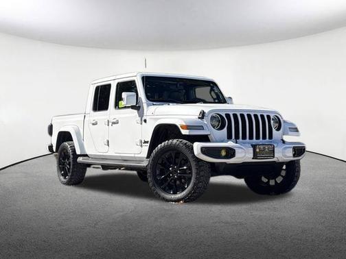 Bright White Clearcoat 2021 Jeep Gladiator Overland
