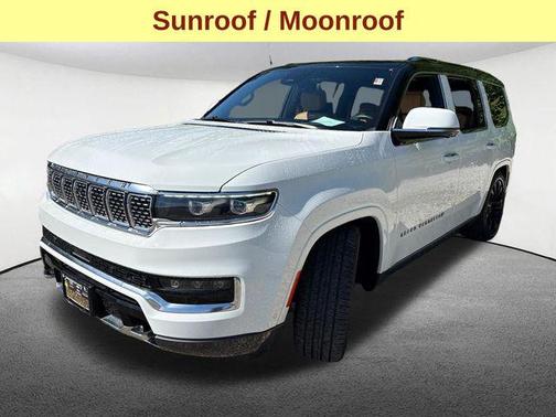 Diamond Black Crystal Pearlcoat 2022 Jeep Grand Wagoneer Series III 4x4