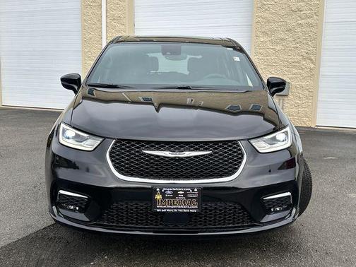 2026 Chrysler Pacifica L