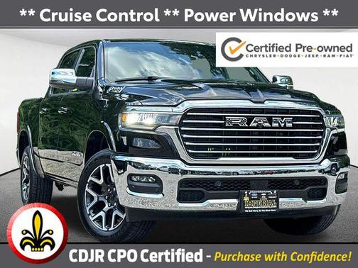 Diamond Black Crystal Pearlcoat 2025 RAM 1500 Laramie